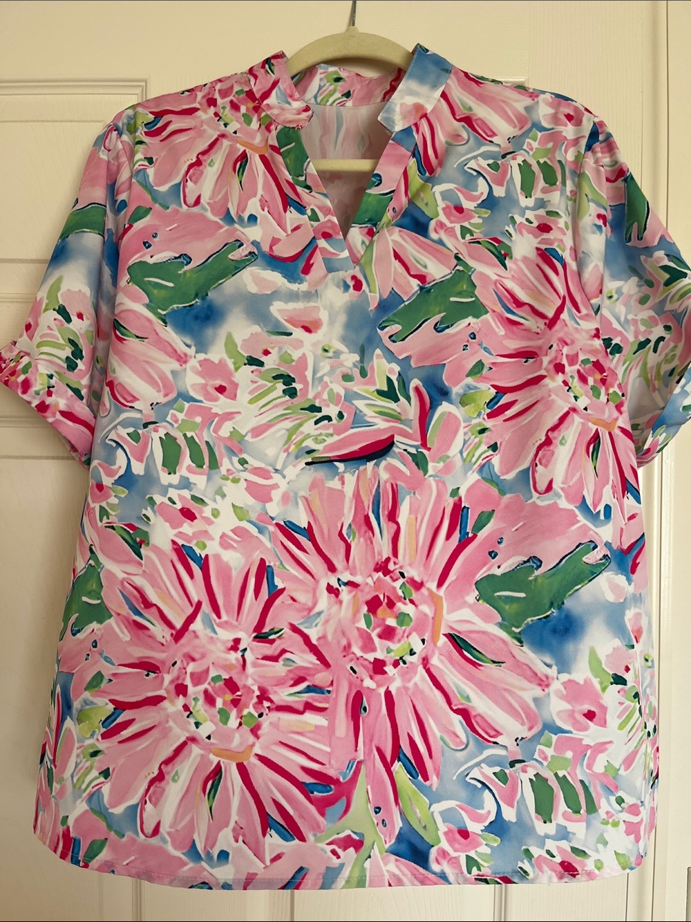 Women's Pink Floral V-Neck Tunic Top
